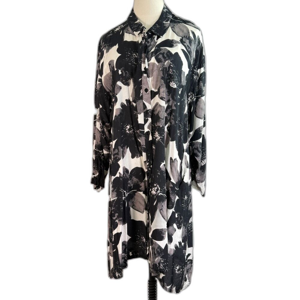 Masai Clothing Company | Copenhagen | Black and White Floral | Sz L
